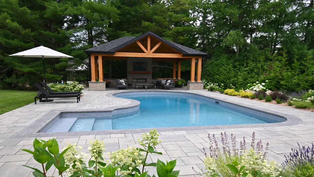 Burlington Landscaping Services - Professional Landscapers