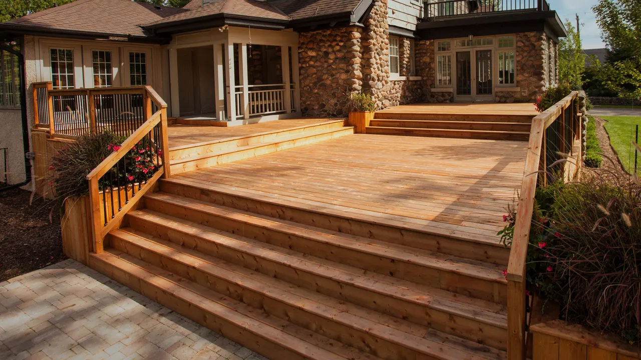 Professional Deck & Fence Installation Services