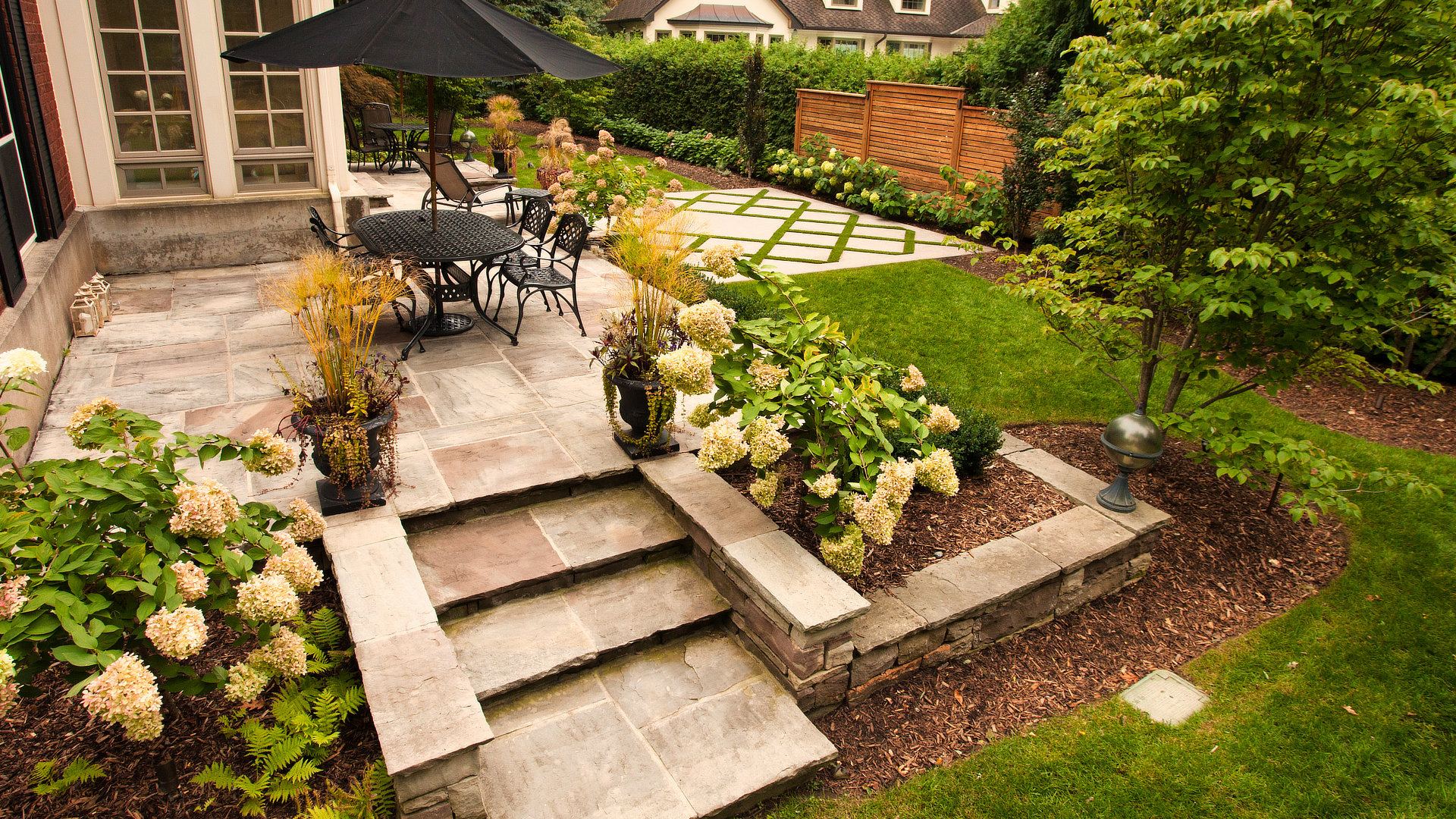 Start Your Landscape Construction Project in the Fall