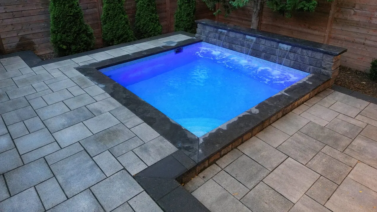 Swimming pool with integrated fire features